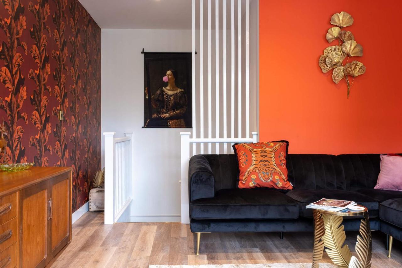 Ultimate Glam, Vintage Central Pad. Cool 70S Bar. Bournemouth Ngoại thất bức ảnh
